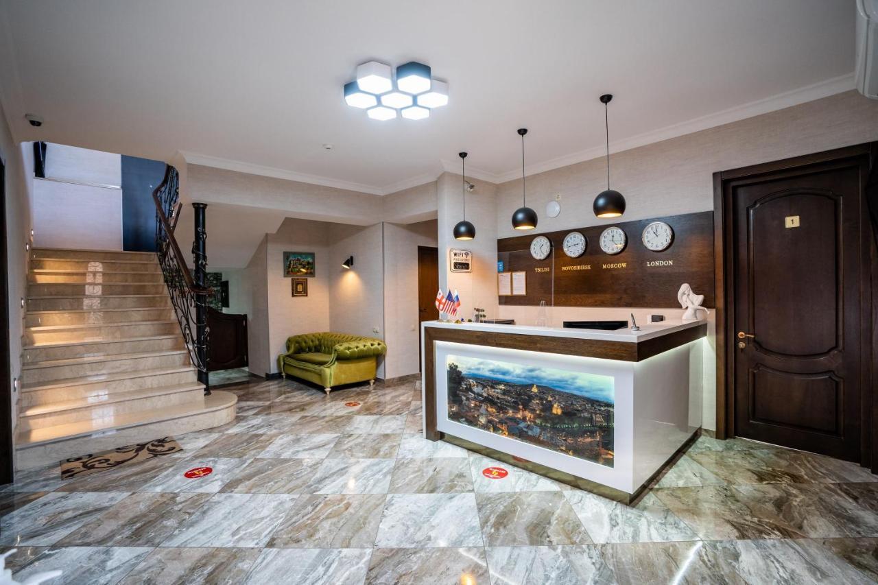 Siberia Hotel Tbilisi Exteriér fotografie Reception
